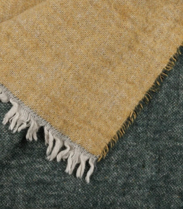 Green cushion cover 100% recycled cotton 