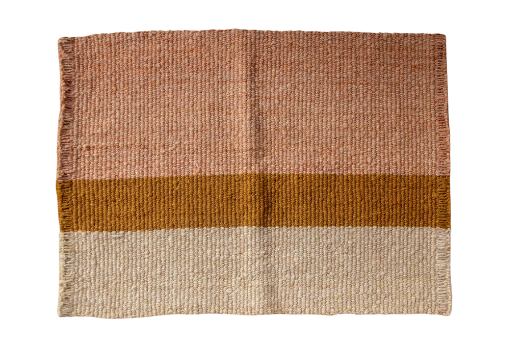 Andes S Rug made of 100% sheep wool and natural dyes 