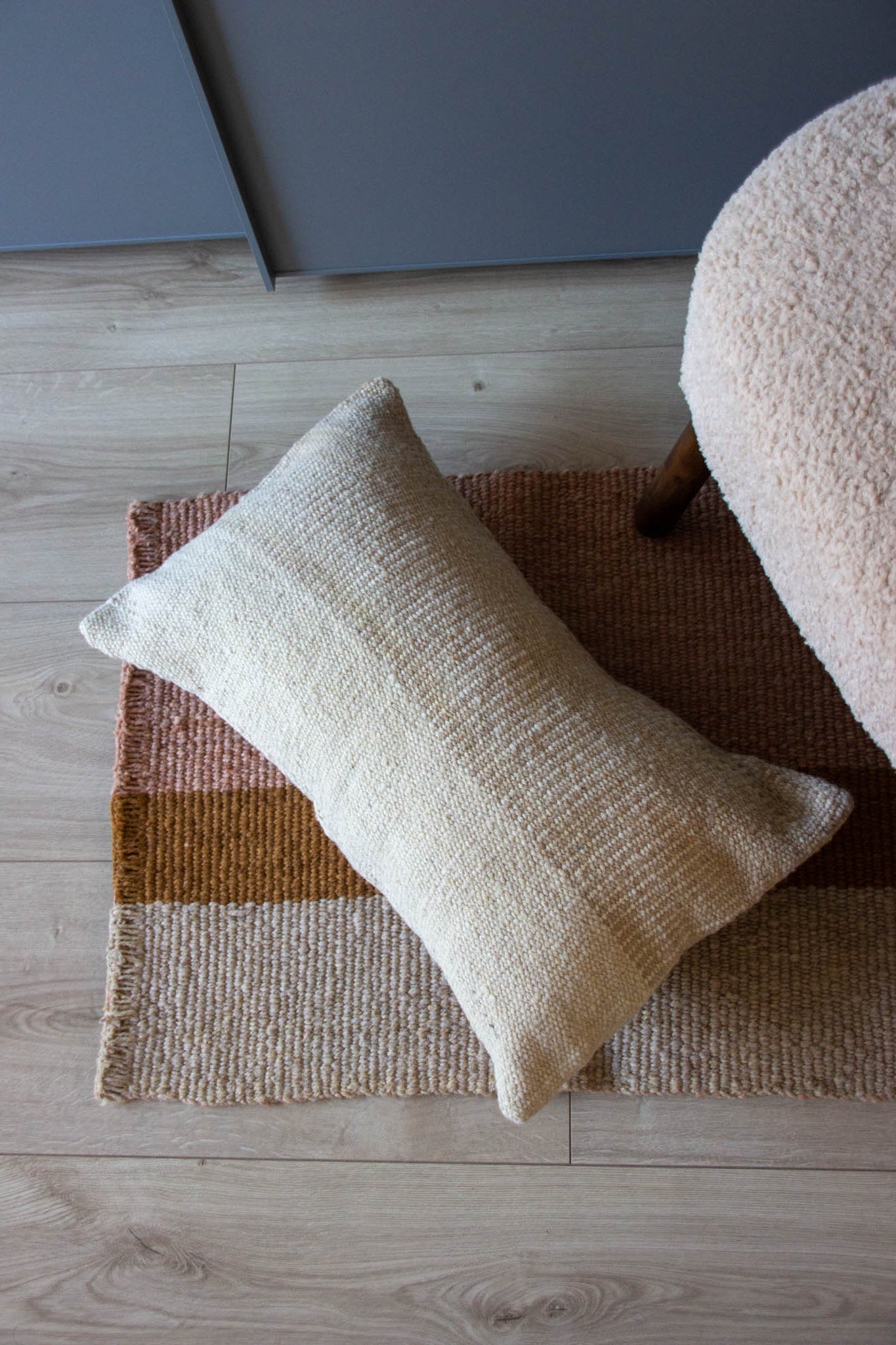 Monte lumbar cushion pillow 100% sheep wool 