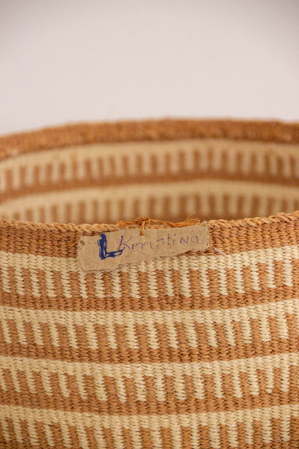 Cesta africana L Khristina de sisal