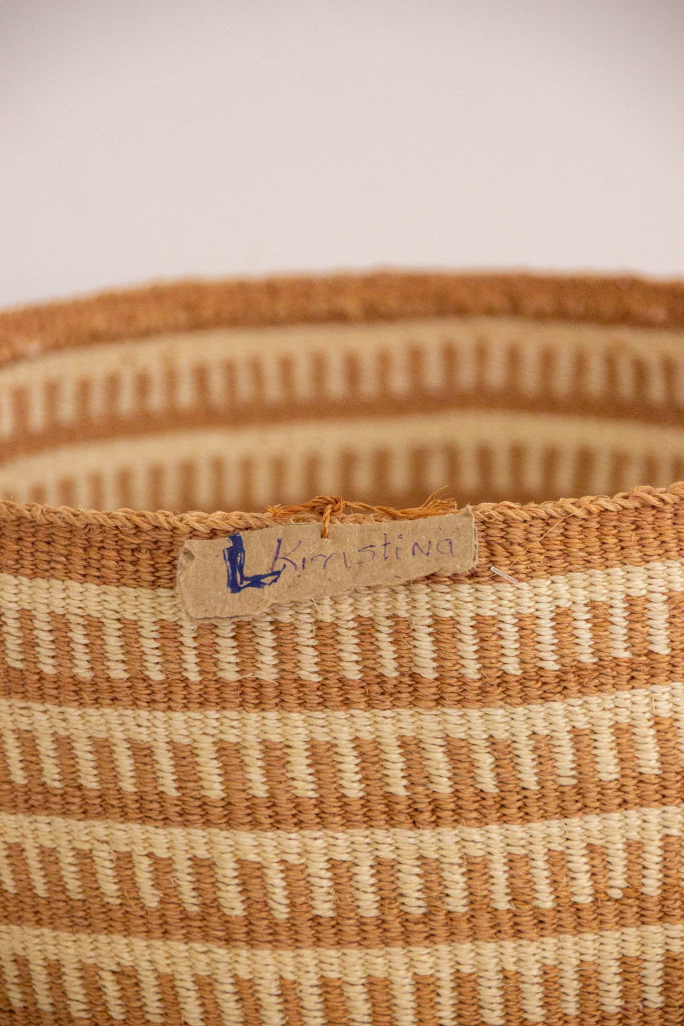 Cesta africana L Khristina de sisal