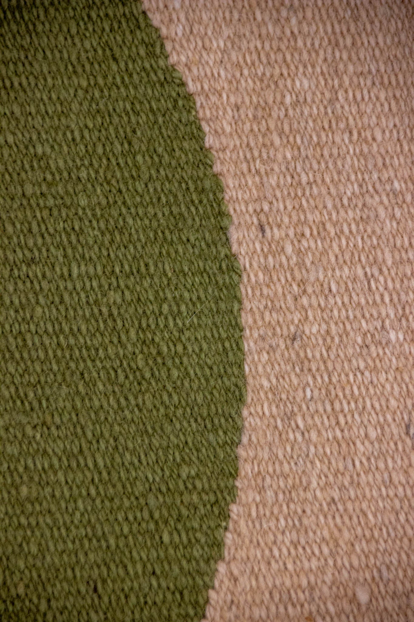 Puna S Rug made of 100% sheep wool and natural dyes 