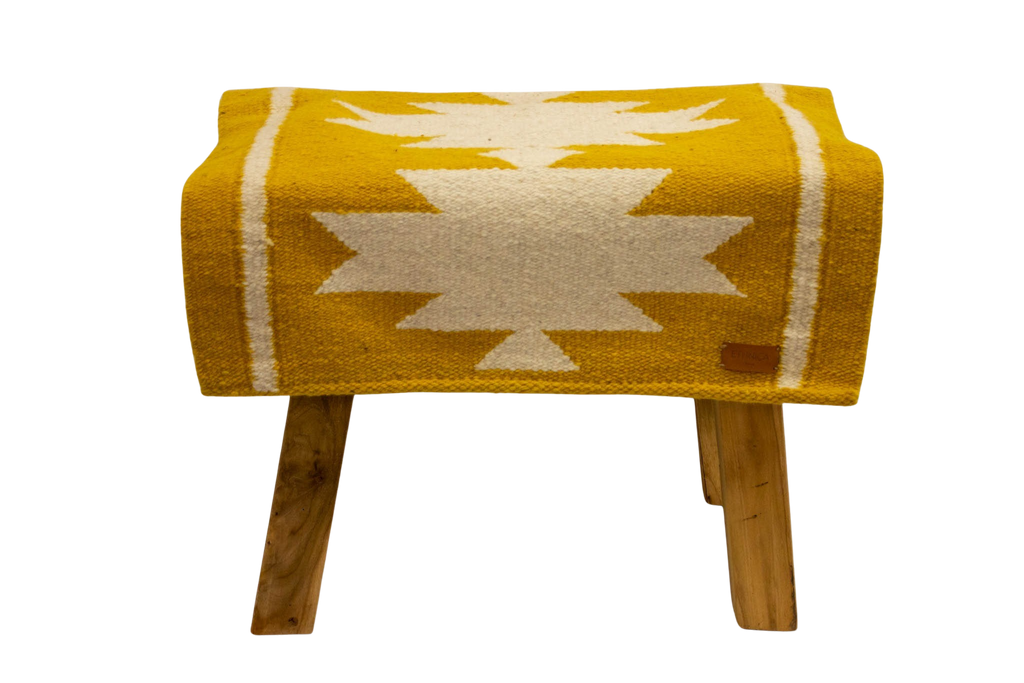 Puna S Rug made of 100% sheep wool and natural dyes 