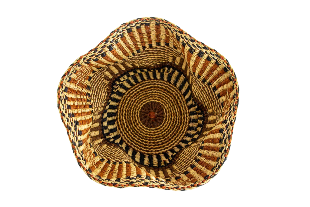 Cesta africana Tiny Pakurigo color marrón y negro de fibra natural - Centro de mesa - ETHNICA DECO
