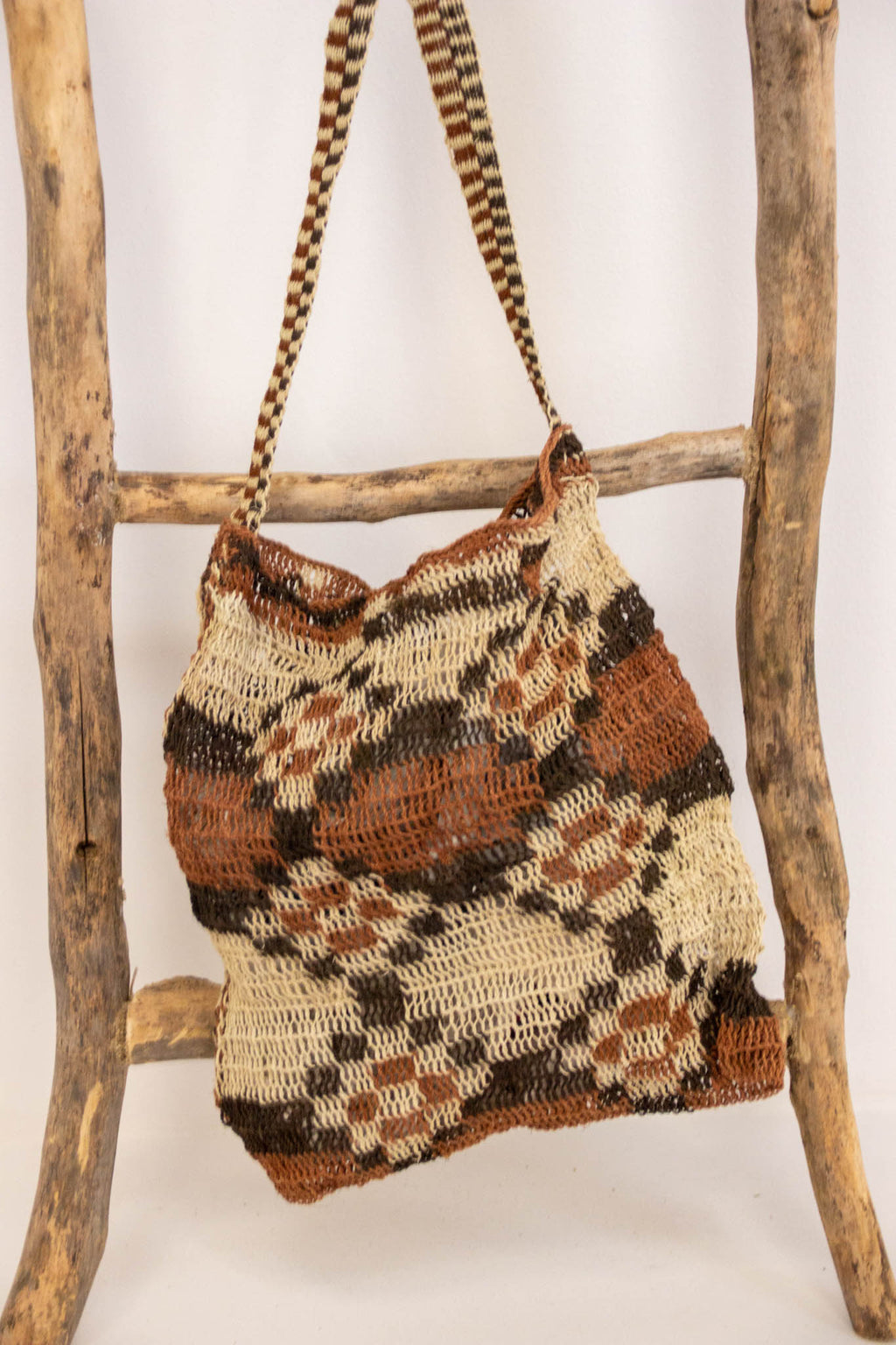Bolso Wichí Ichalaj de fibra de chaguar