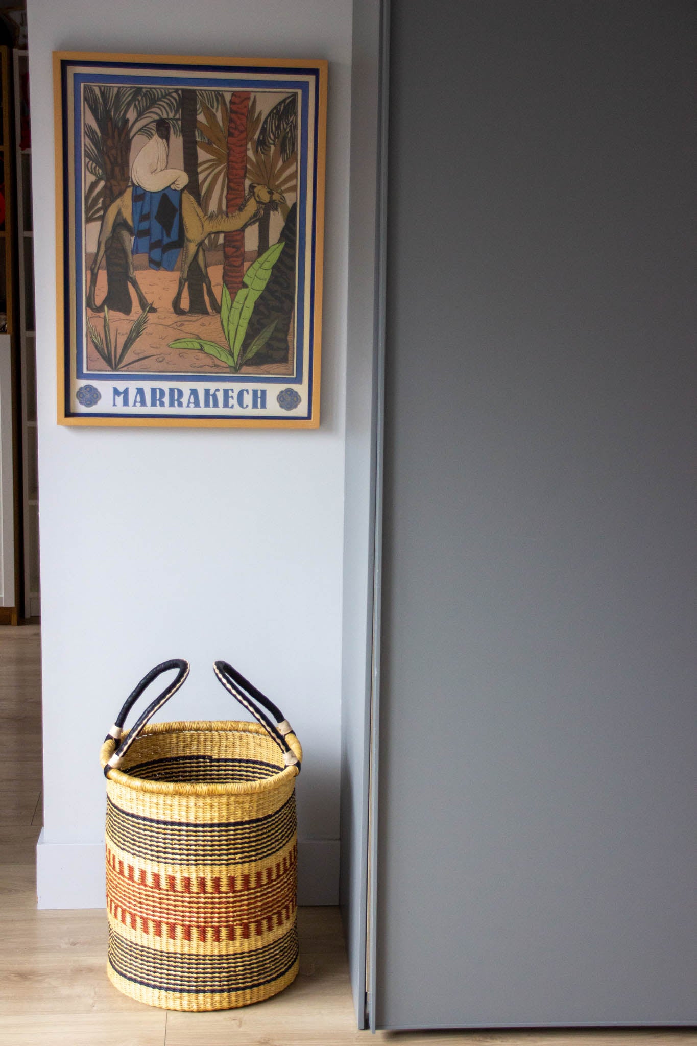 Cesta africana Laundry con asas Navy de fibra natural