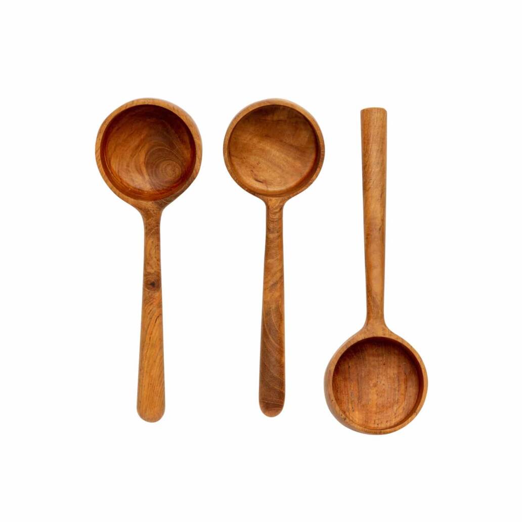 3 spoons of recovered teak wood grain