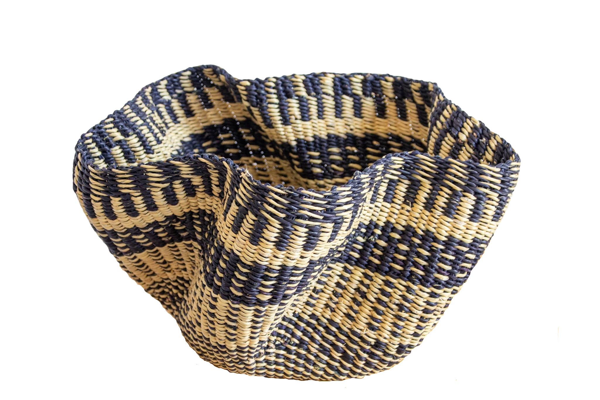 B&W Tiny Pakurigo Wave basket
