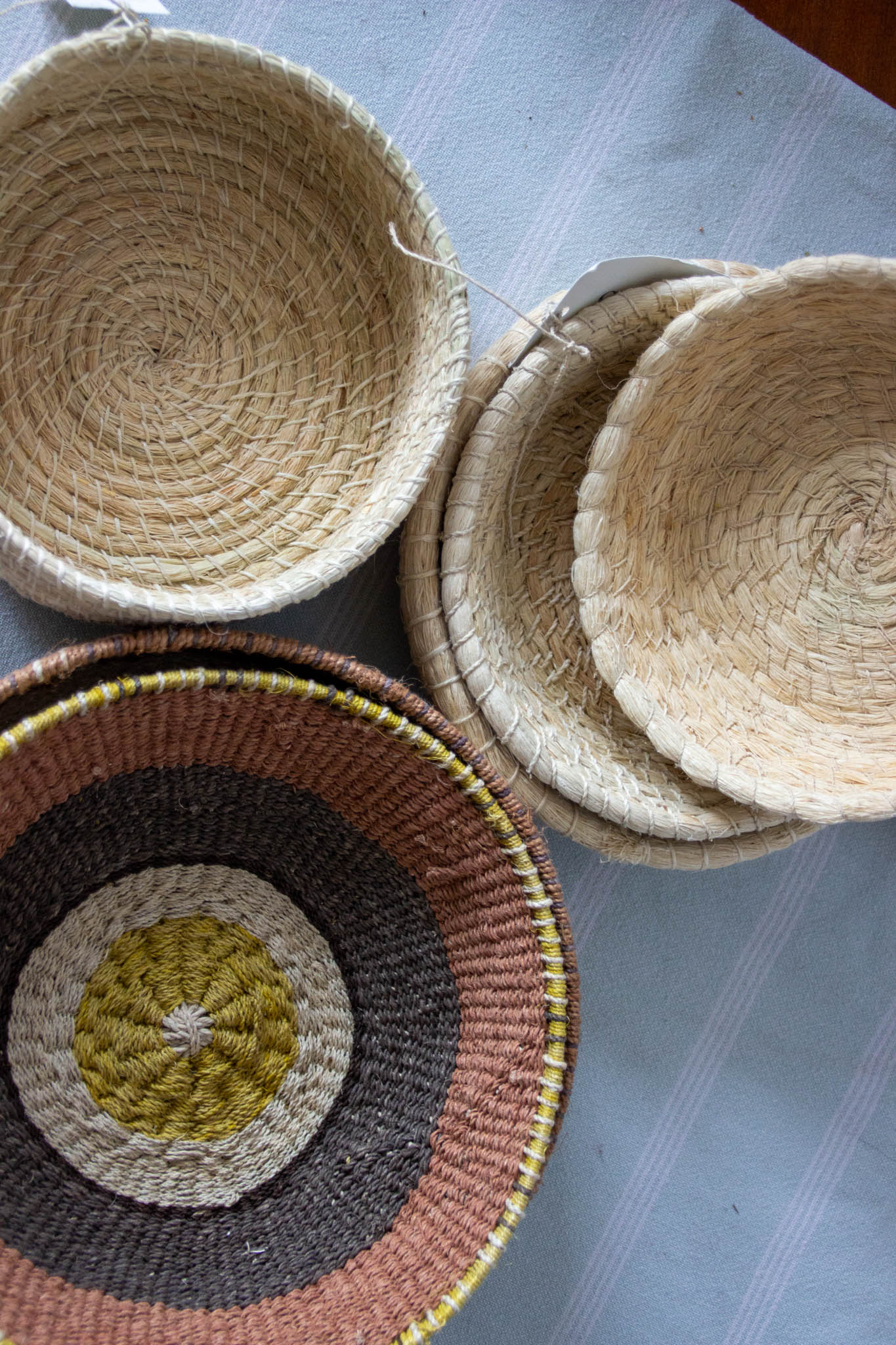 Natural Basket Baja Wichí de fiber de Chaguar